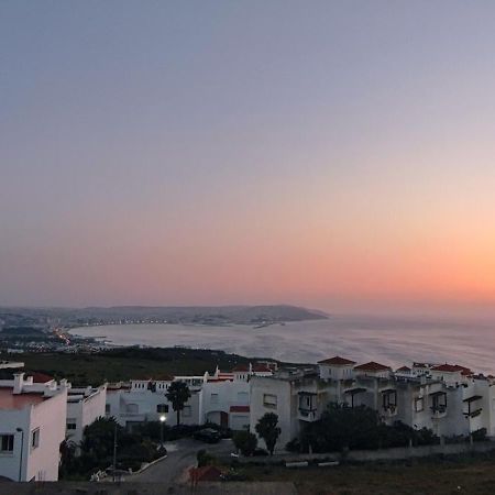 Magnifique Appartement De Standing A Tanger Avec Vue Sur Mer Et Acces Piscine Exterior foto